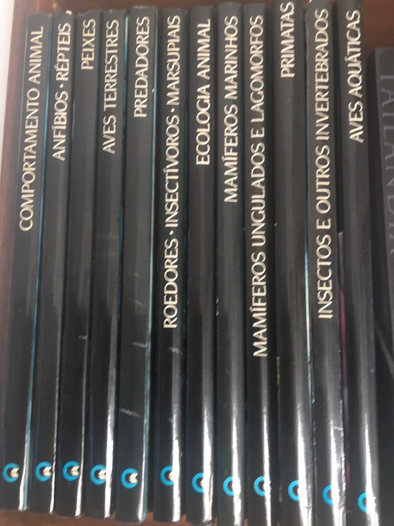 total 12 livros animais de todo o mundo edição 1990 Circ.Leitores