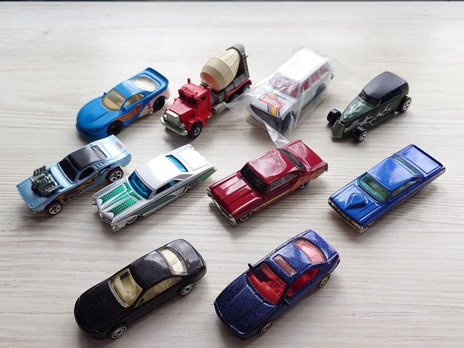 Машинки розпаки Hot Wheels, STH, Ferrari, Johnny lightning та інші