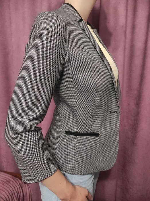 Піджак жіночий 40-42 розмір