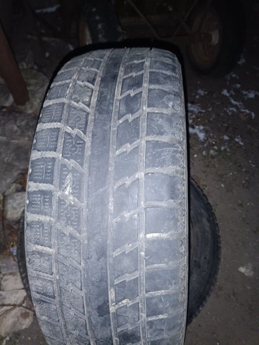 Продам резину 225/60.R17