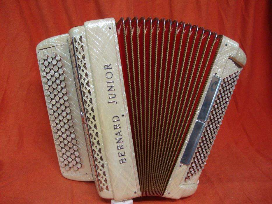 Acordeao Bernard junior 4 Voz, N.33
