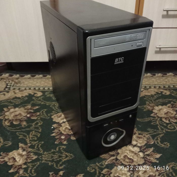 Cистемний блок AMD A8(4 ядра) 3,2 Ггц.Оперативка 8г.Відеокарта RX 550