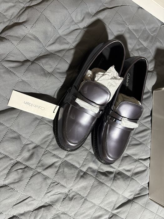 Loafersy mokasyny lakierki Calvin Klein 37 nowe