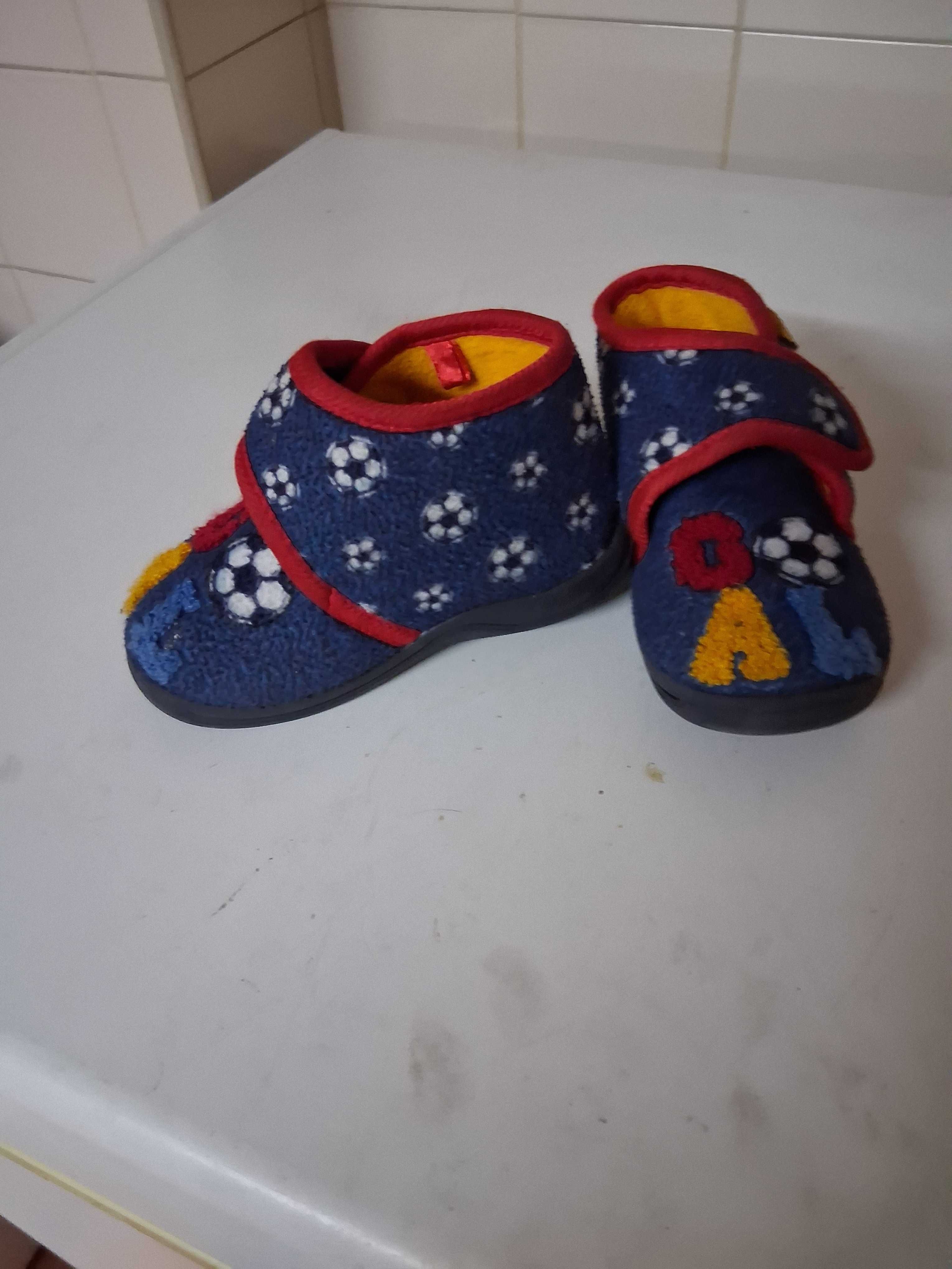 Pantufas bebé futebol 24