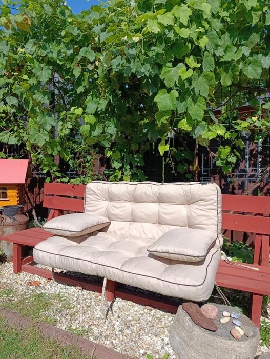 Poduszka na huśtawkę ogrodową lub na meble z palet