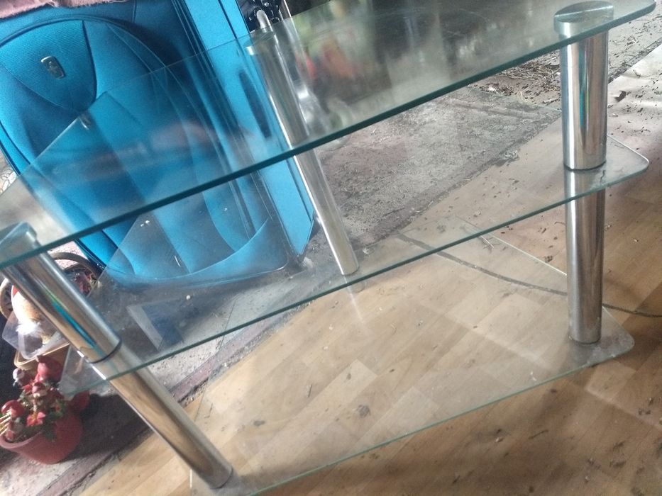 Szklany stolik