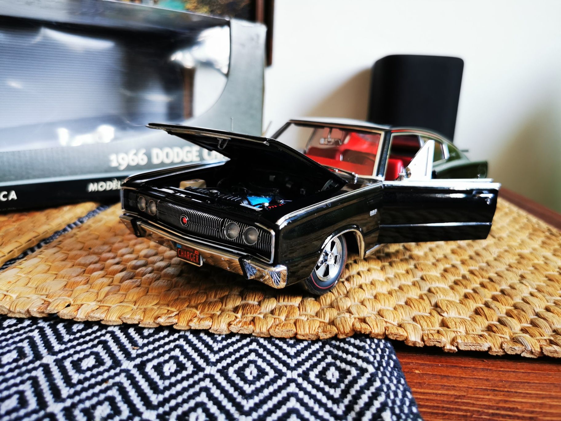 1:18 1966 Dodge Charger