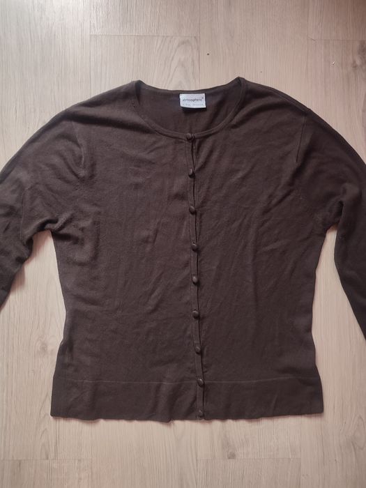 Ciemny brązowy cardigan sweter zapinany