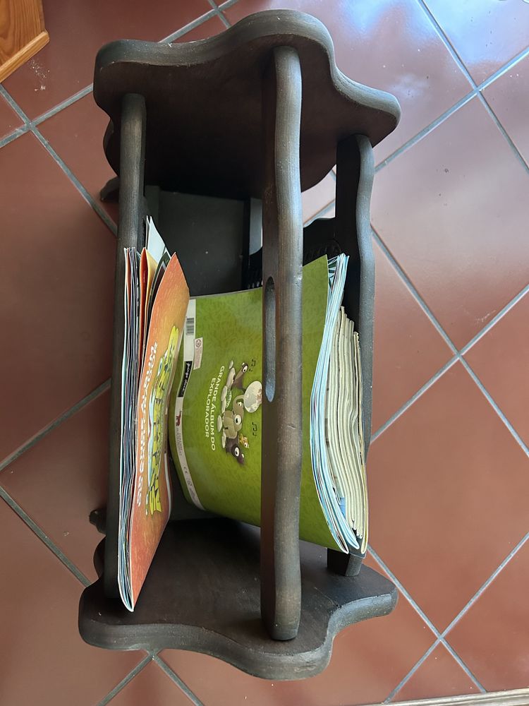 Porta livros/jornais/revistas