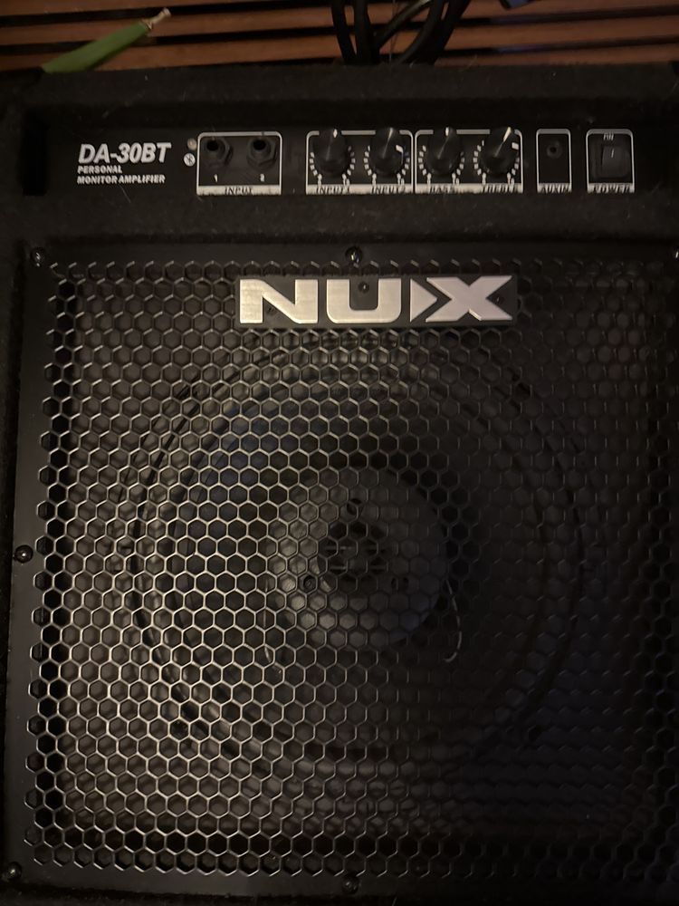 NUX DA-30BT personal monitor