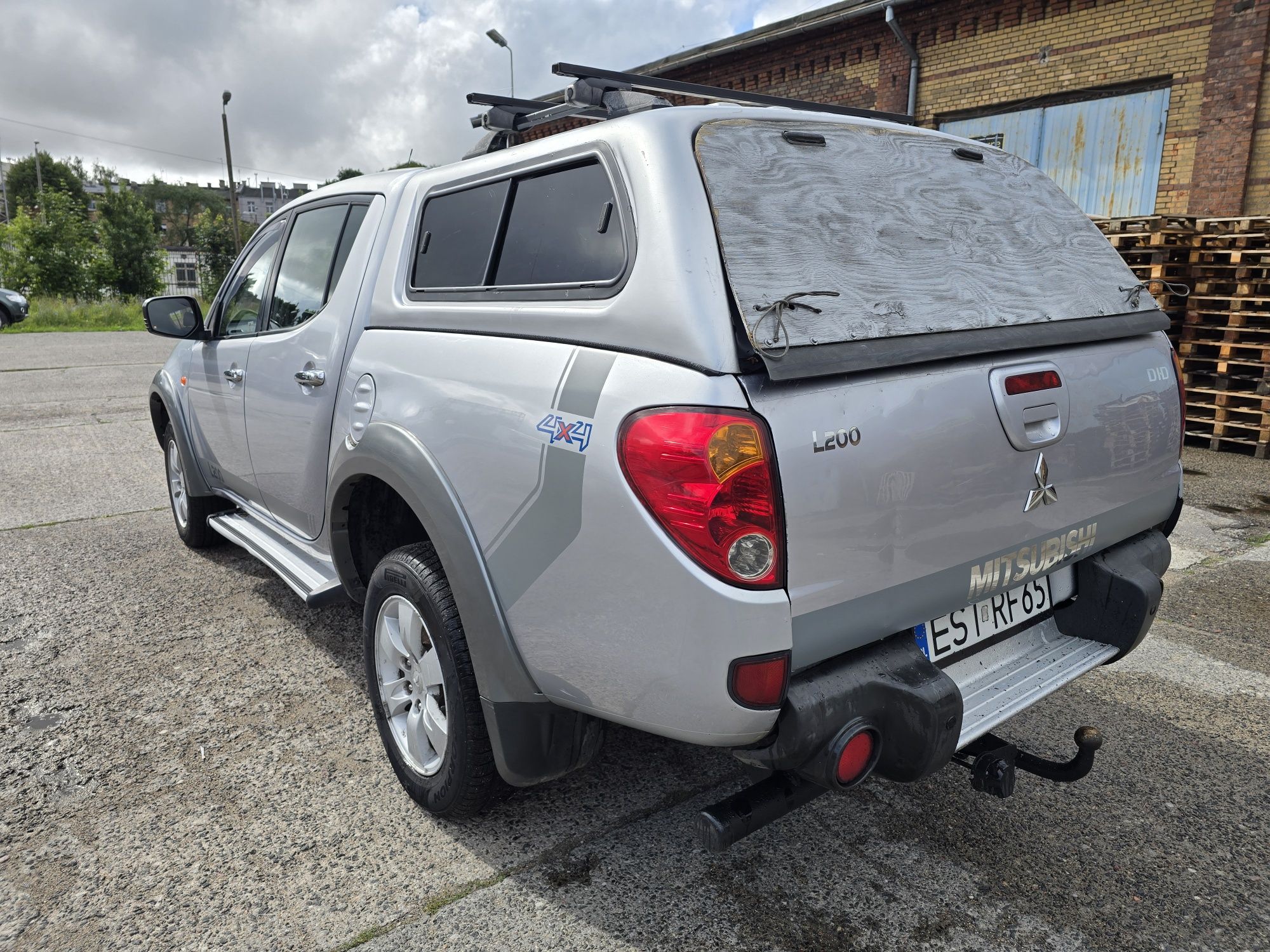 Mitsubishi L200 2.5 did 2007r 4x4 hilux Navara Pathfinder