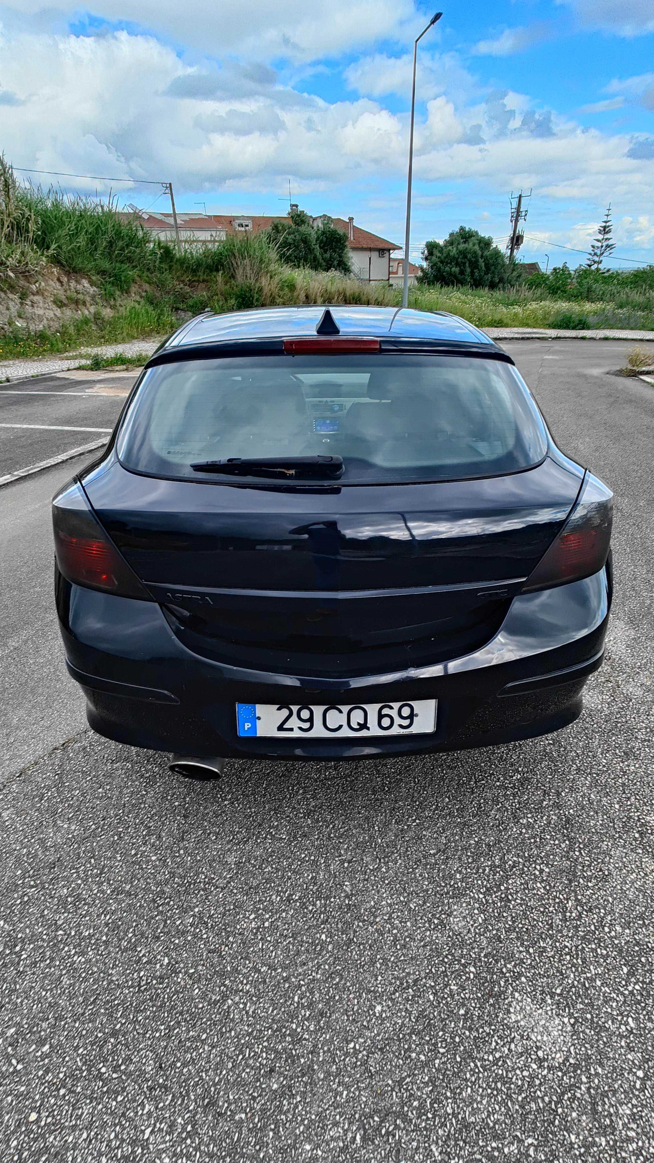 Opel Astra GTC 1.3