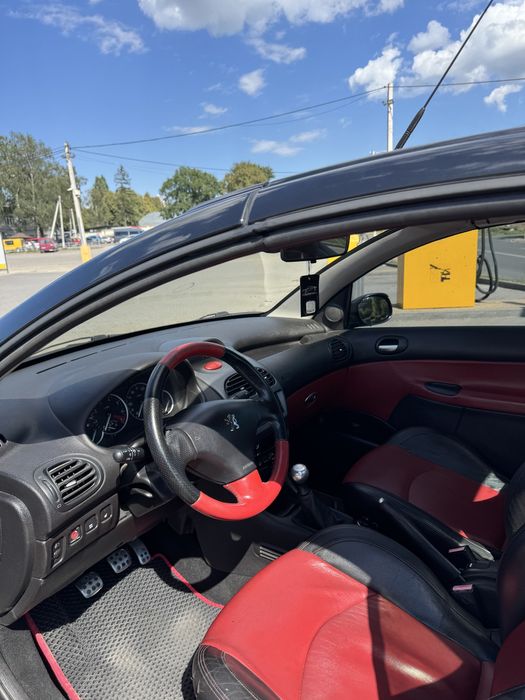 Peugeot  206 кабріолет хороший стан