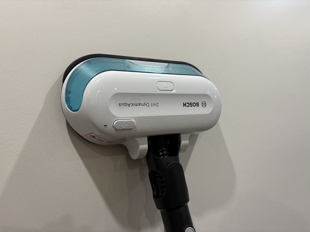 Aspirador Vertical Bosch ProHygienic Aqua