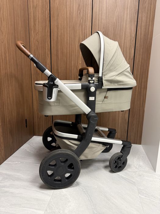 Продам дитячу Коляску Joolz day 3 (2 в 1)