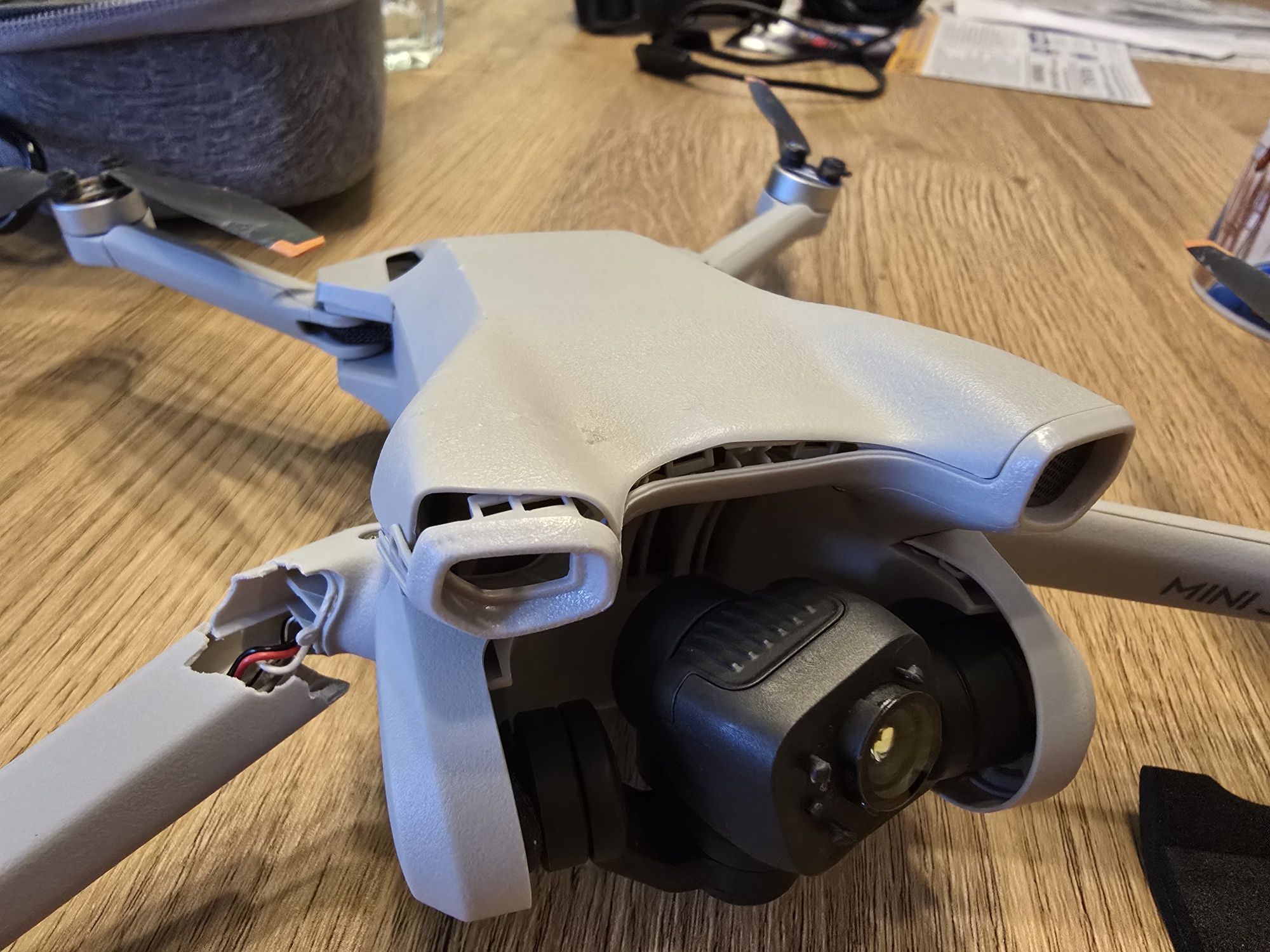 DJI Mini 3 – uszkodzony, na części lub do naprawy