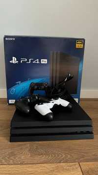 Playstation 4 Pro 1 Tb + 2 pady