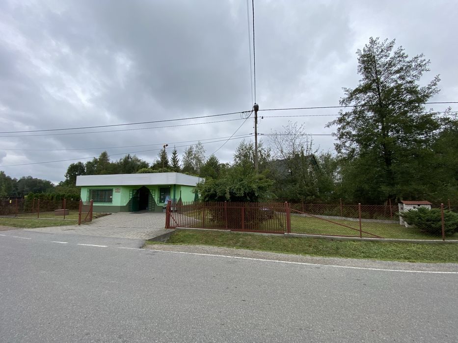 Działka z budynkiem 5 arów