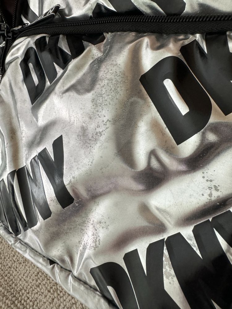 Plecak metaliczny damski oryginalny DKNY stan dobry lekkie przetarcia