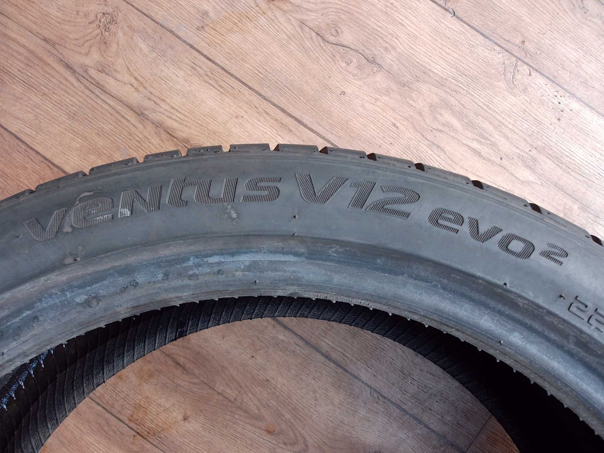 Hankook Ventus V12 Evo 2 225/40ZR18 92Y z 2020r