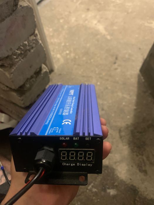 Solarny regulator lądowania