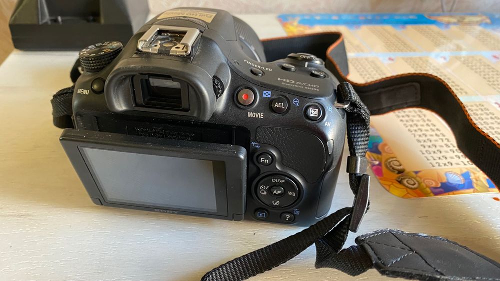 Дзеркальний фотоапарат SONY Slt-a58