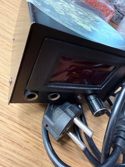 Fonte tatuagem muito fiável