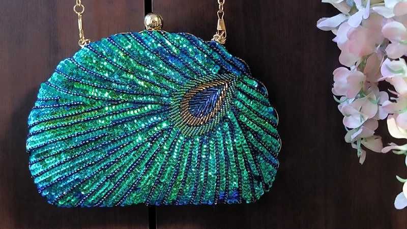 Piękna torebka cekiny kopertówka