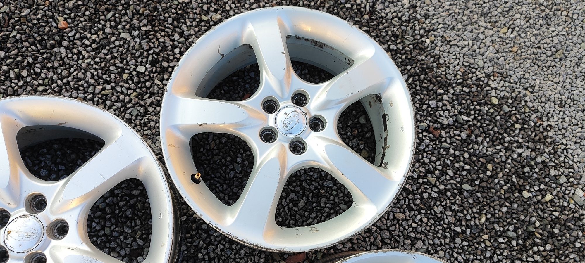 Alufelgi 17 cali  5x100 et 55 Subaru i inne
