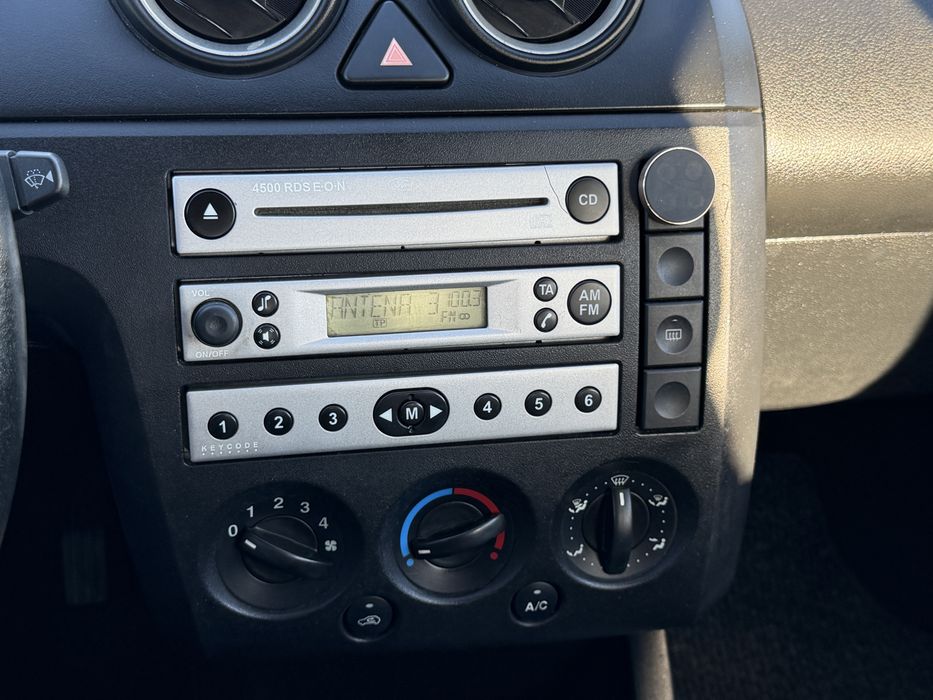 Ford Fiesta 1.4 TDCi Ghia 2005