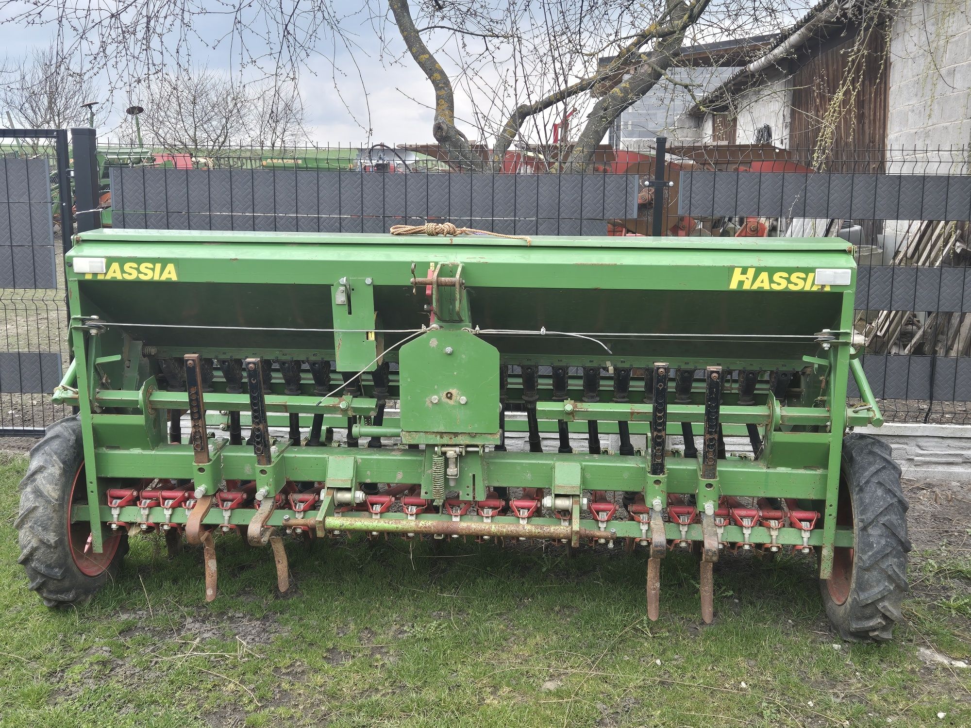 Siewnik Hassia DKL 250  (amazone D7, D8 )