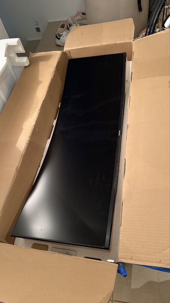Monitor Samsung 43” C43J890DKUX 32:10 USB-C KVM