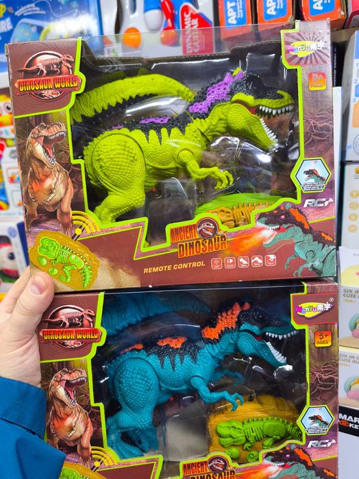 Дитяча іграшка динозавр на пульті радіокерування Lang Yarns пускає дим