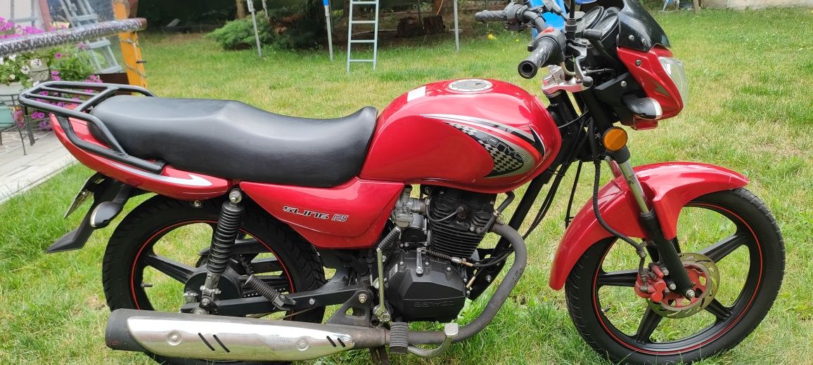 Motocykl 125 Benyco Sling
