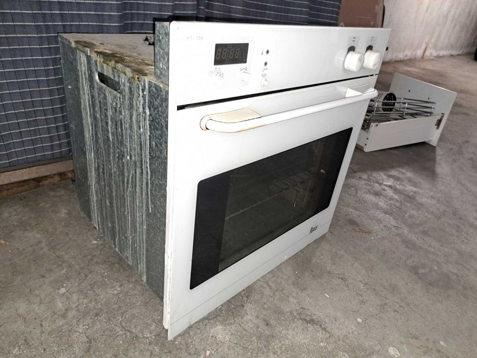 Forno Teka usado.