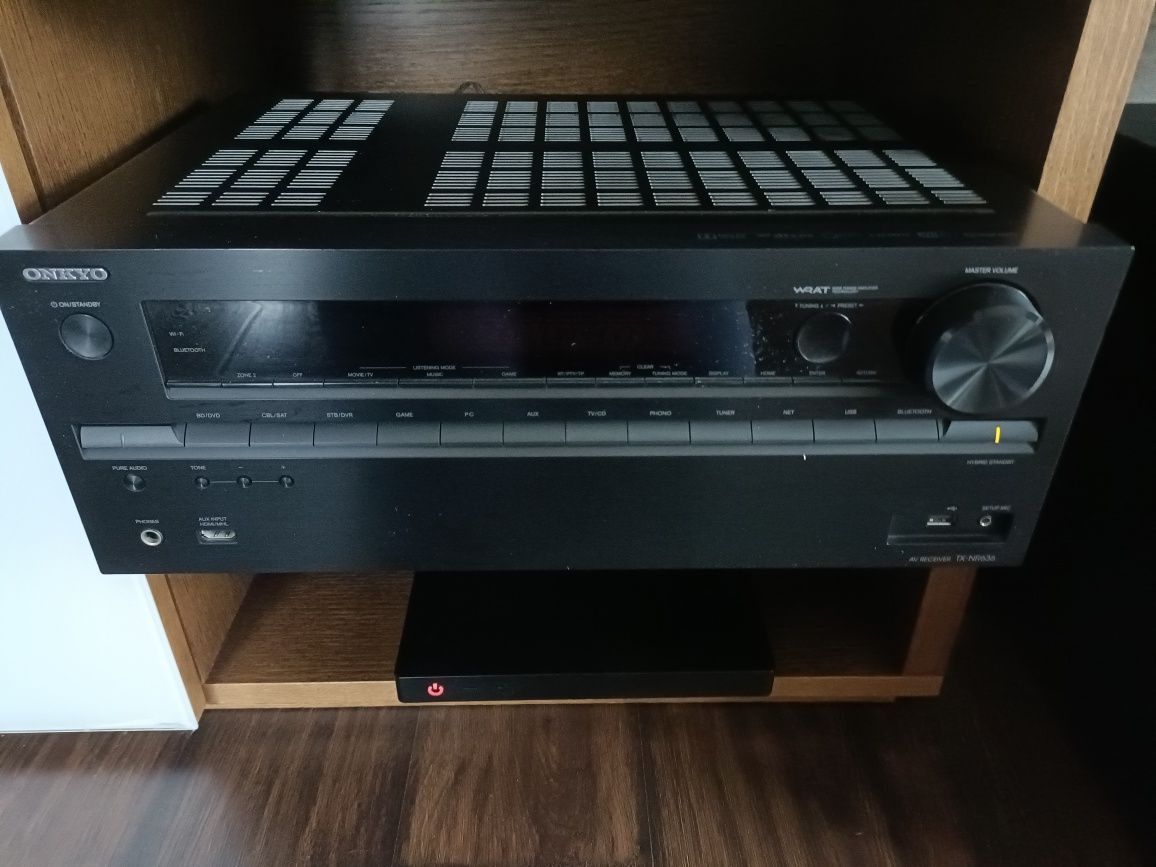 Amplituner Onkyo TX-NR636