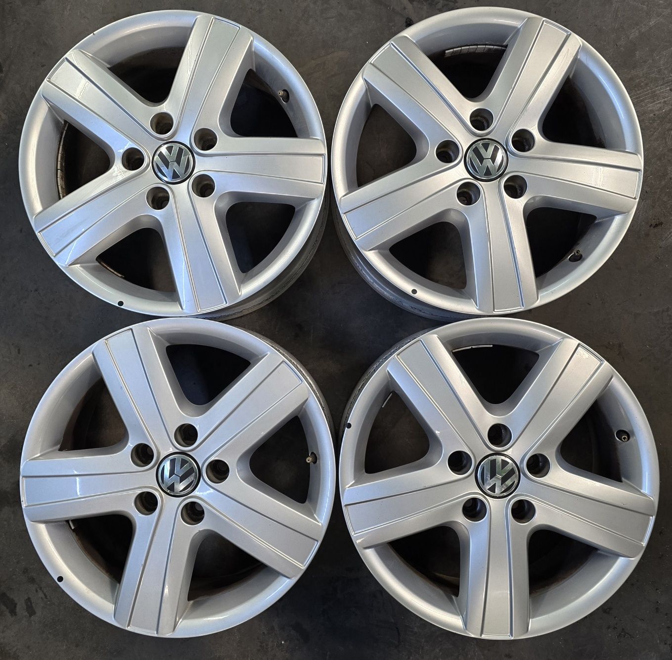 Alufelgi 17' Vw T5 T6 5x120 (bmn) Jarbet #3.7