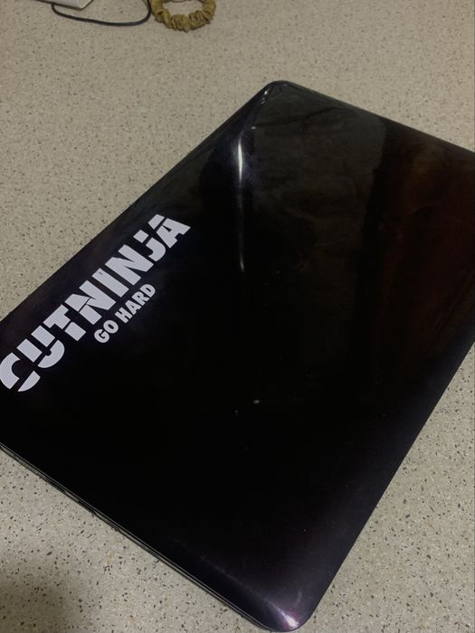 ASUS X556 срочная продажа