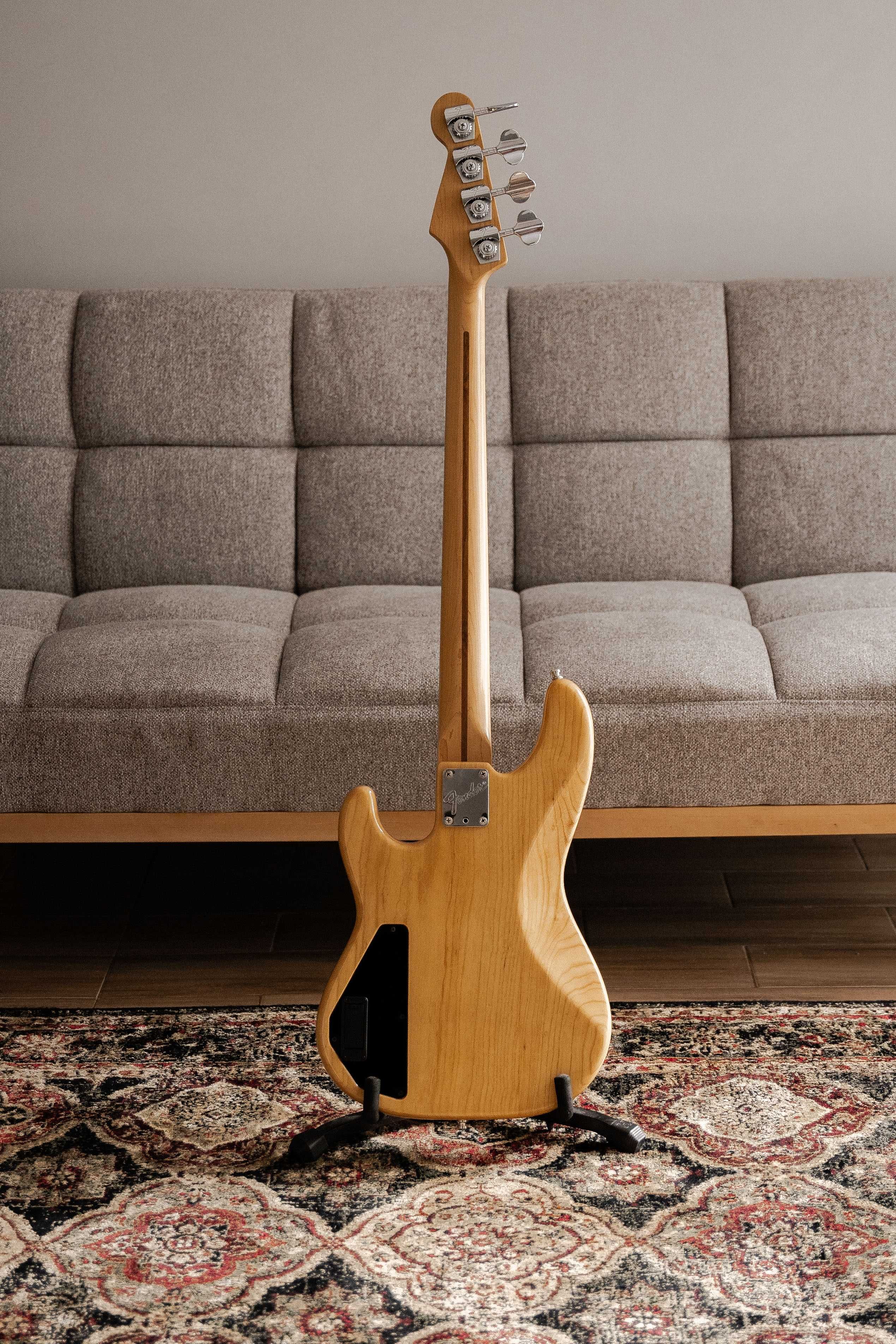 Fender Precision Plus Deluxe