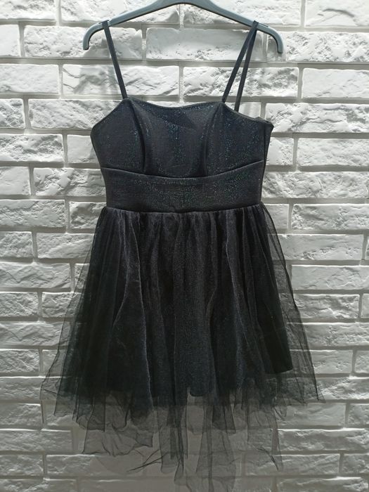 Czarna rozkloszowana sukienka tiulowa Andrzejki/ Sylwester