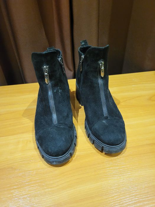 Жіночі черевики осінні