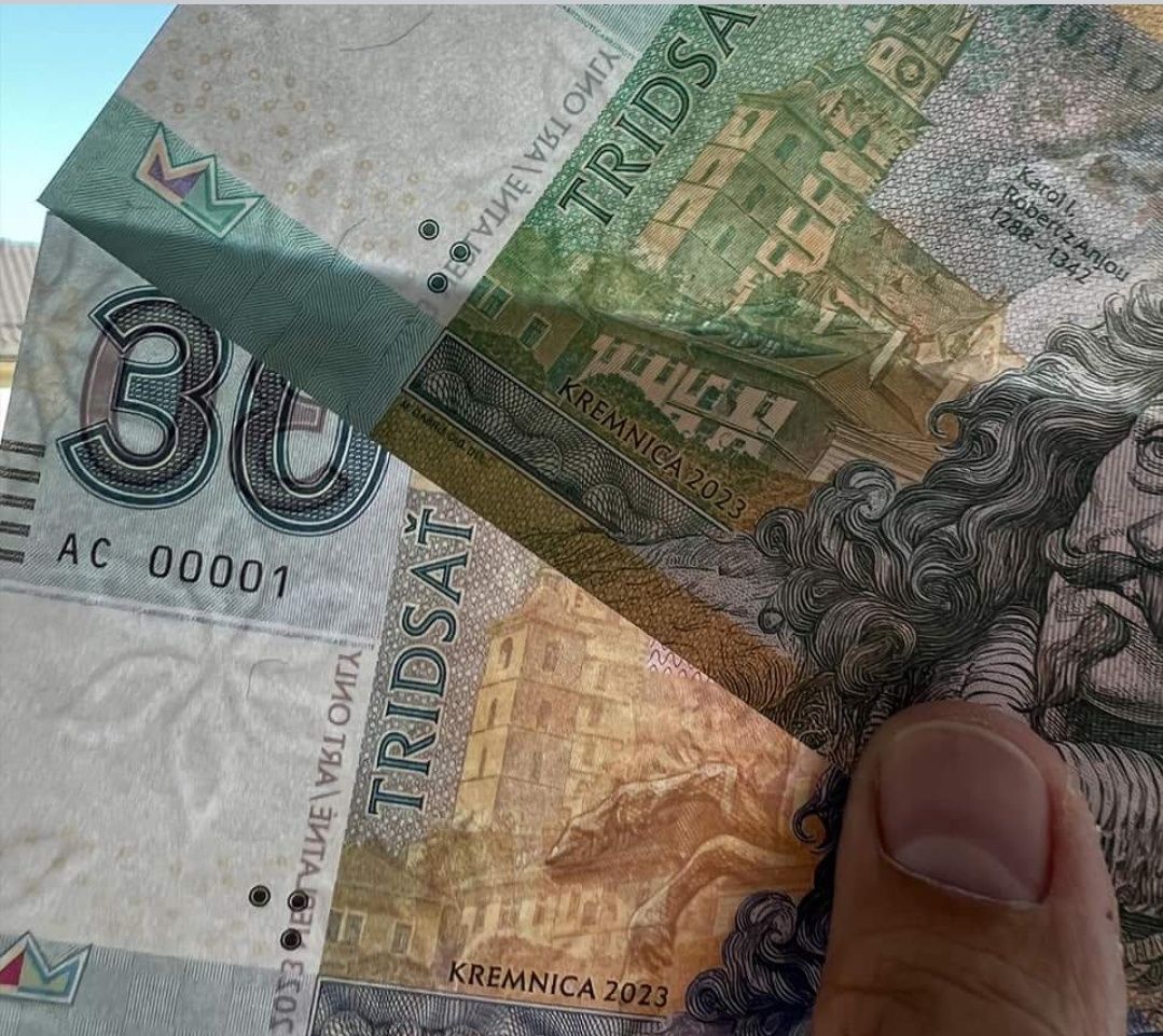 Bankot NOWOŚĆ 30 koron Karol I od Matej Gábryšia