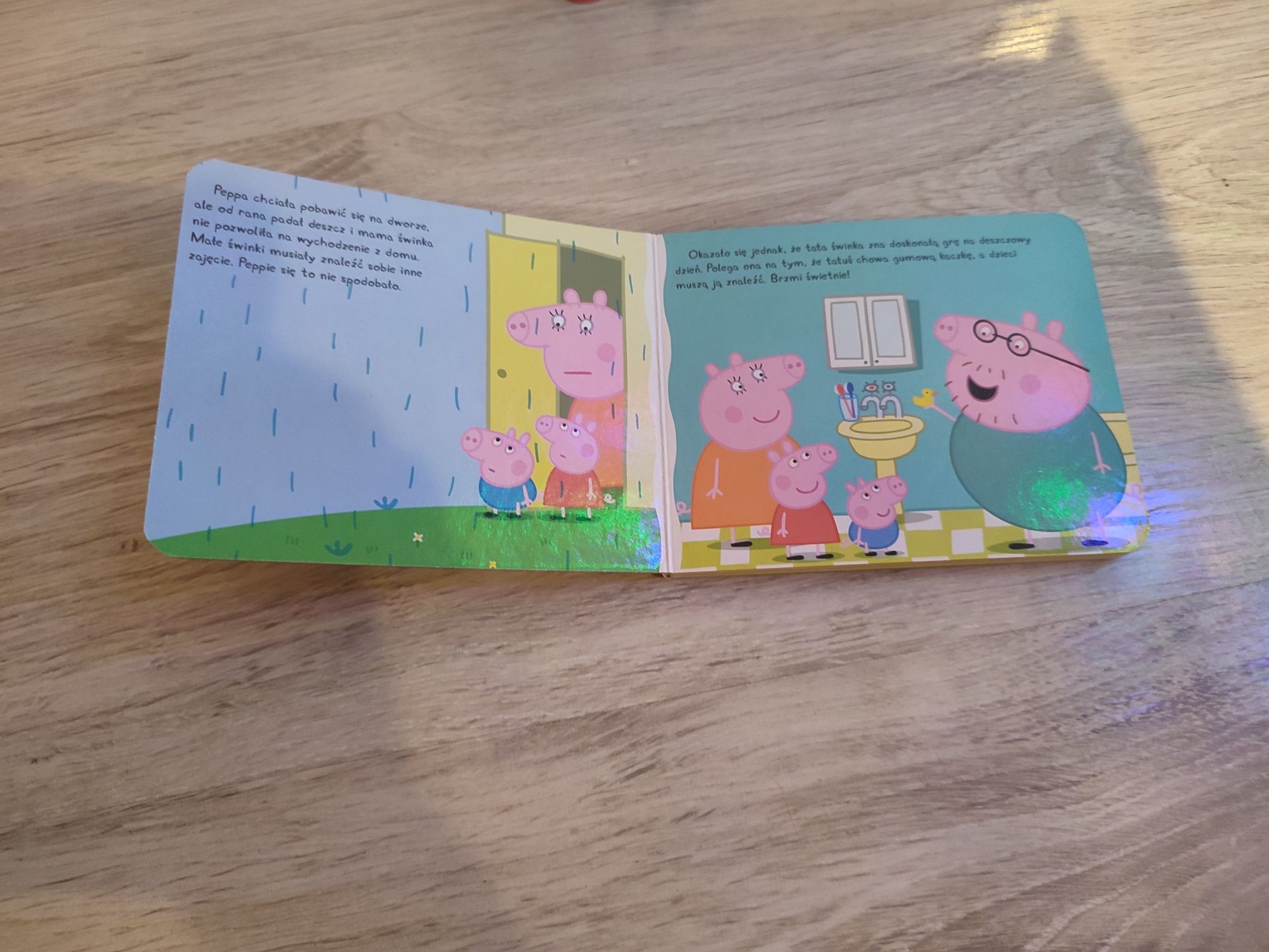 Figurki i książeczka Świnka Peppa