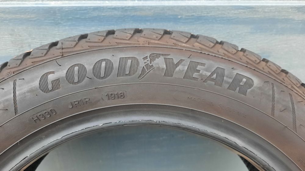 Goodyear 165/65 R15 Vector 4Seasons