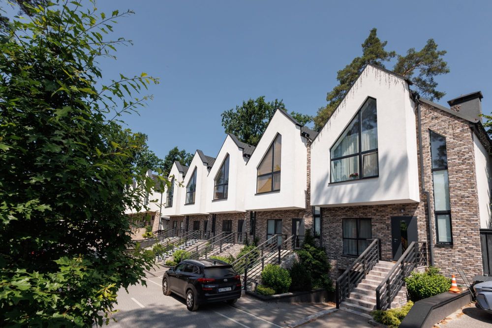 ТАУНХАУС з гаражем 160 метрів! ГОТОВИЙ