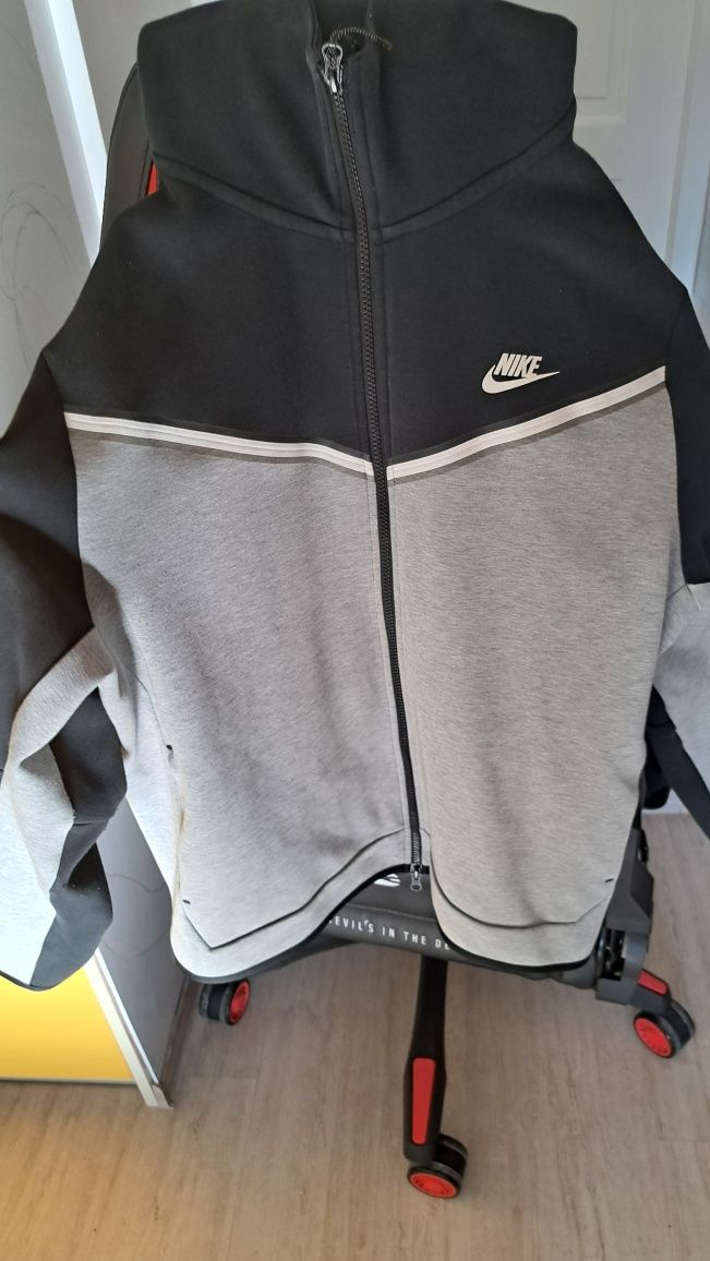 Bluza Nike tech czarno szara