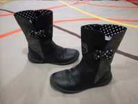 Botas Pretas Hello Kity, 29