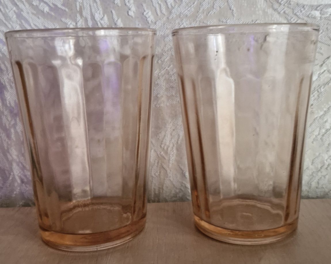 Набор стеклянный: графин для воды и вина и два стакана