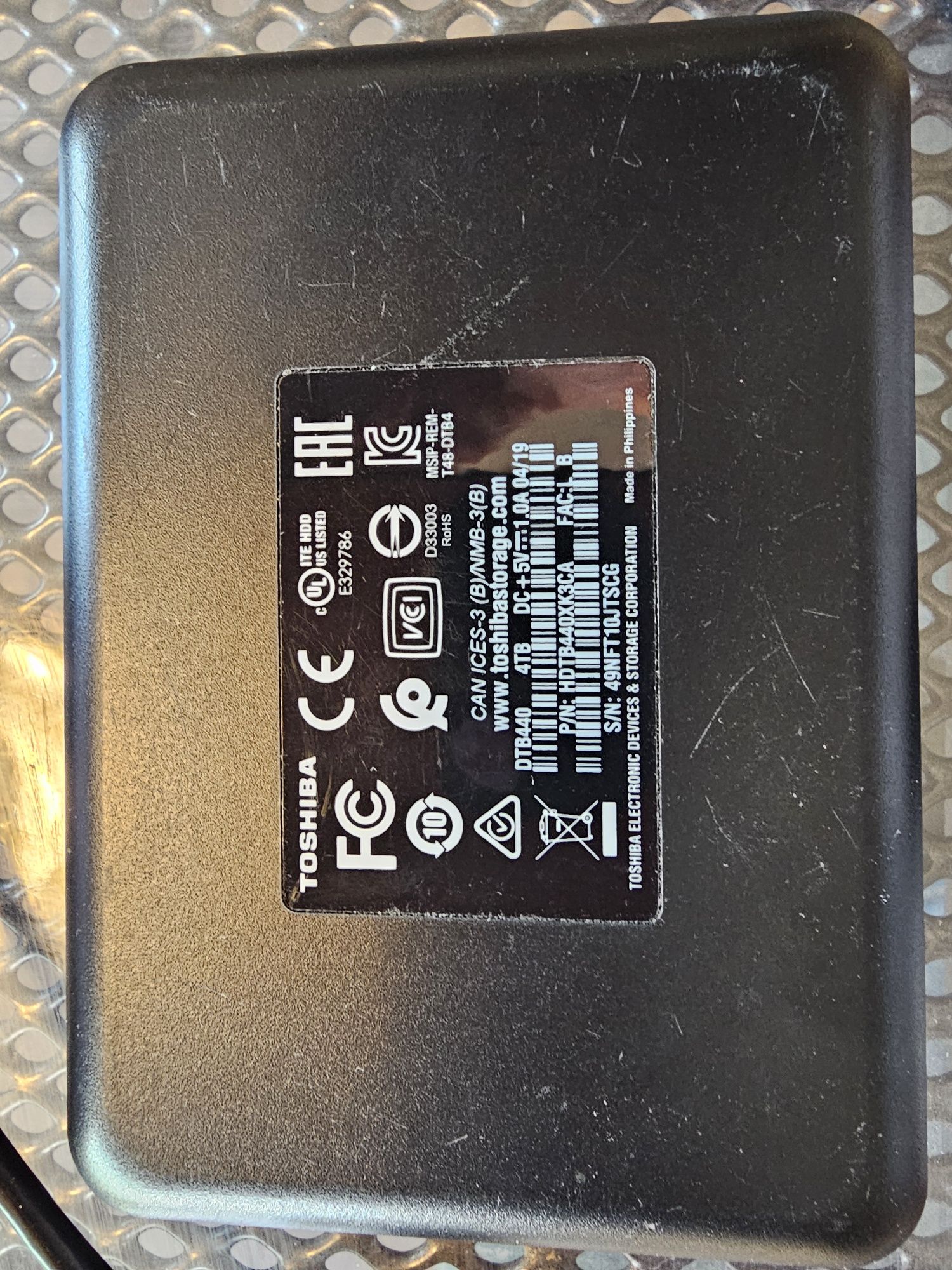 Toshiba DTB 440 HDD 4TB переносний диск