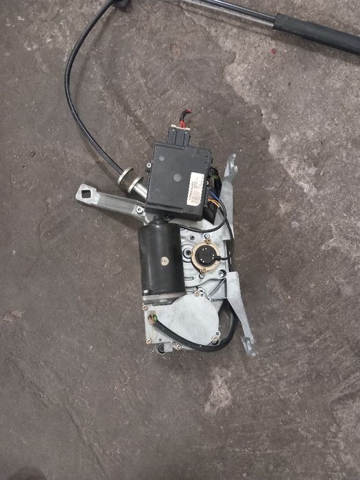 Mechanizm klapy bagażnika vectra c kombi